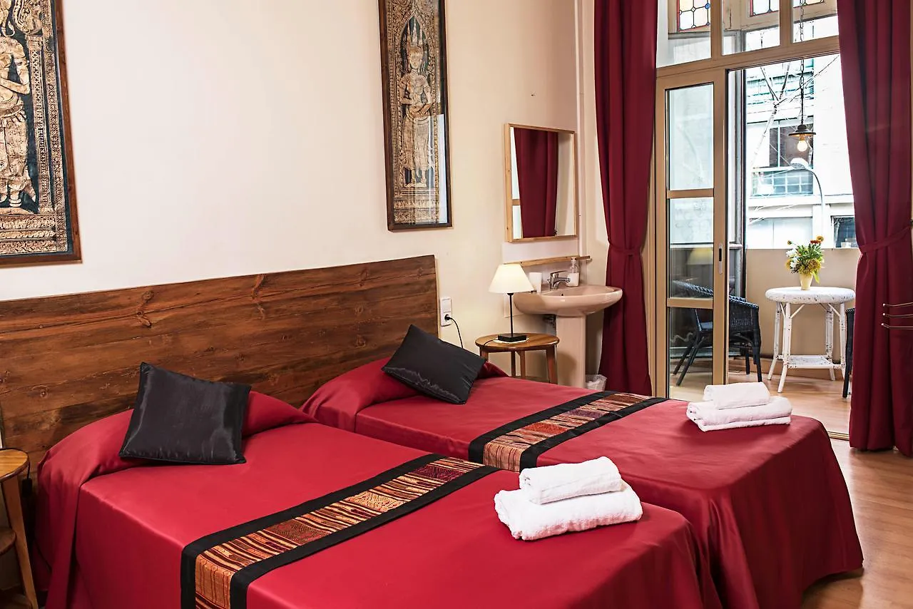 ** Affittacamere Hotel Fashion House Barcellona Spagna